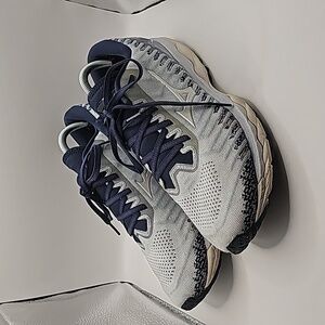 MIZUNO Wave Sky 4 Waveknit Enerzy XPOP Womens Size 11 Shoes Gray Blue